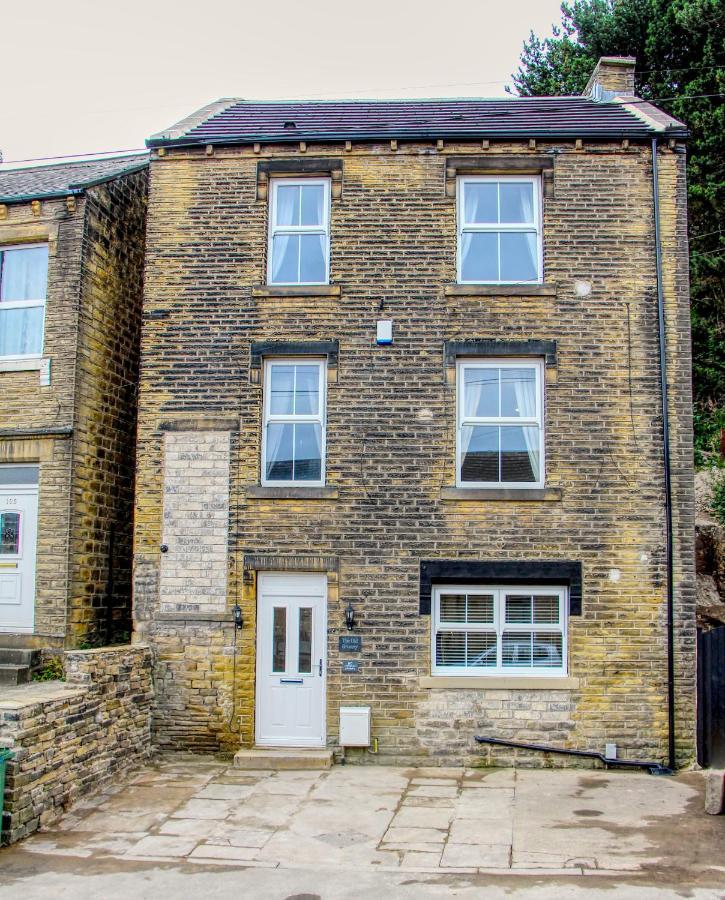 6 Dbl Bed, Central Huddersfield House Inc Parking Esterno foto